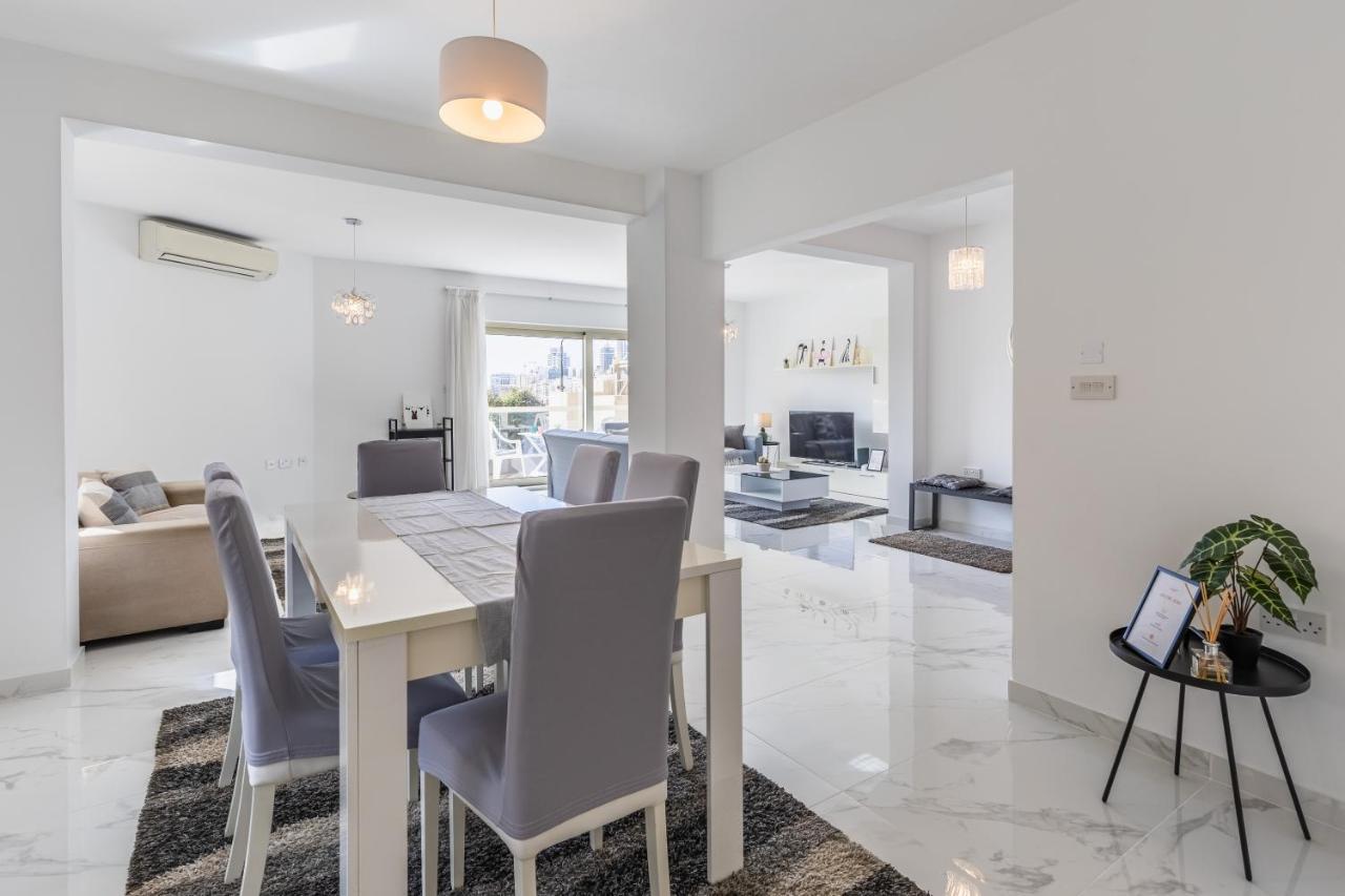 Stunning - Sunnyside 3-Bedroom Sliema Exteriér fotografie