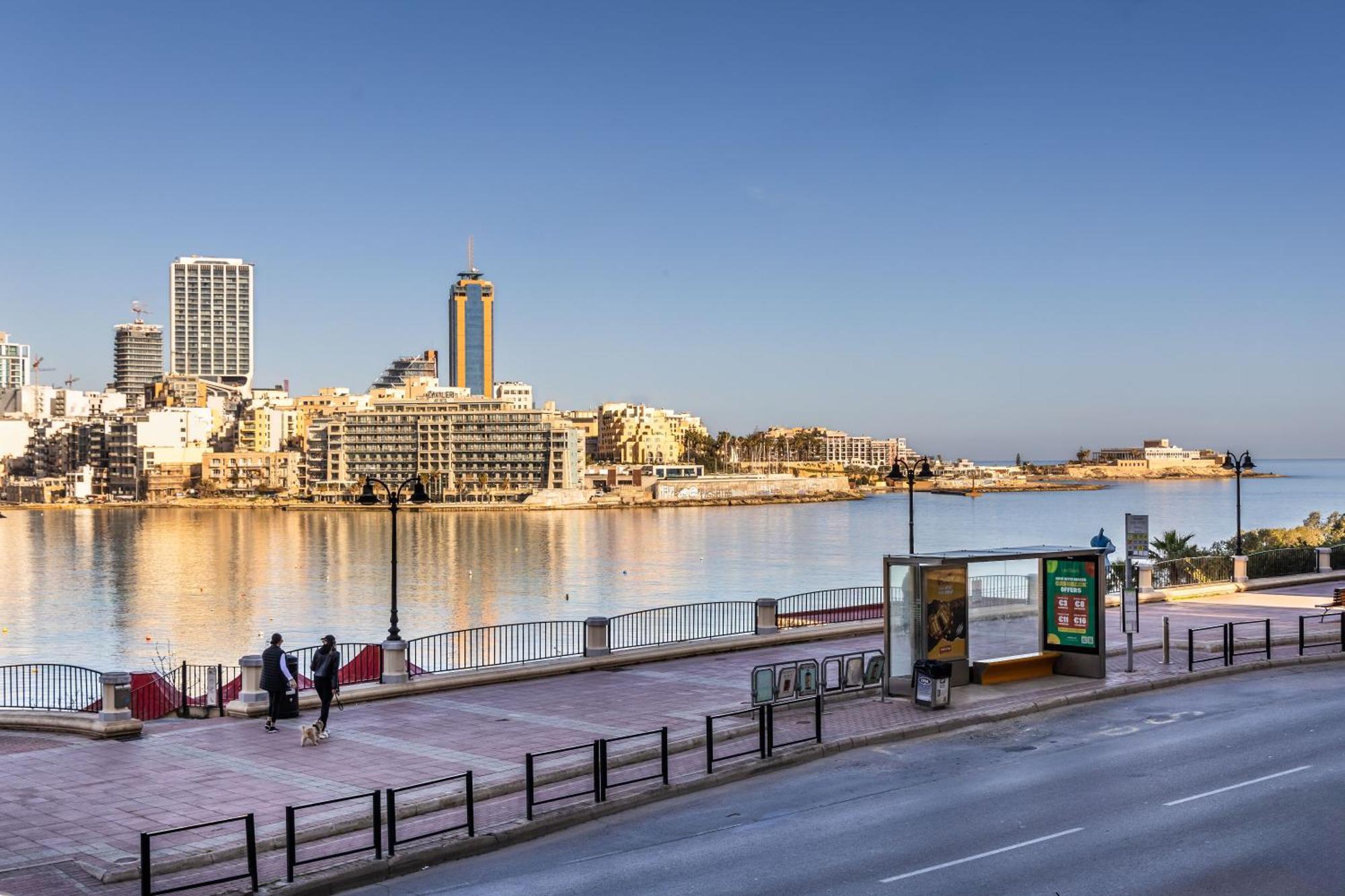 Stunning - Sunnyside 3-Bedroom Sliema Exteriér fotografie